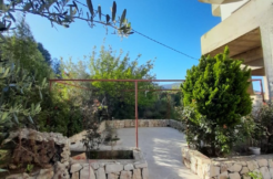Building for Sale in Zaaytreh, Keserwan