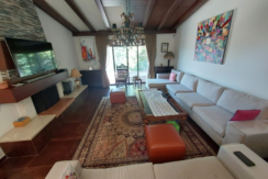 Villa and Wooden House for Sale in Baabdat