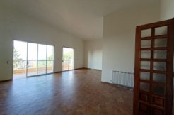 Apartment For Sale in Broumana