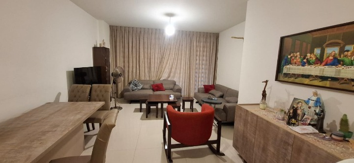 Apartment for Sale in Ain Aalaq
