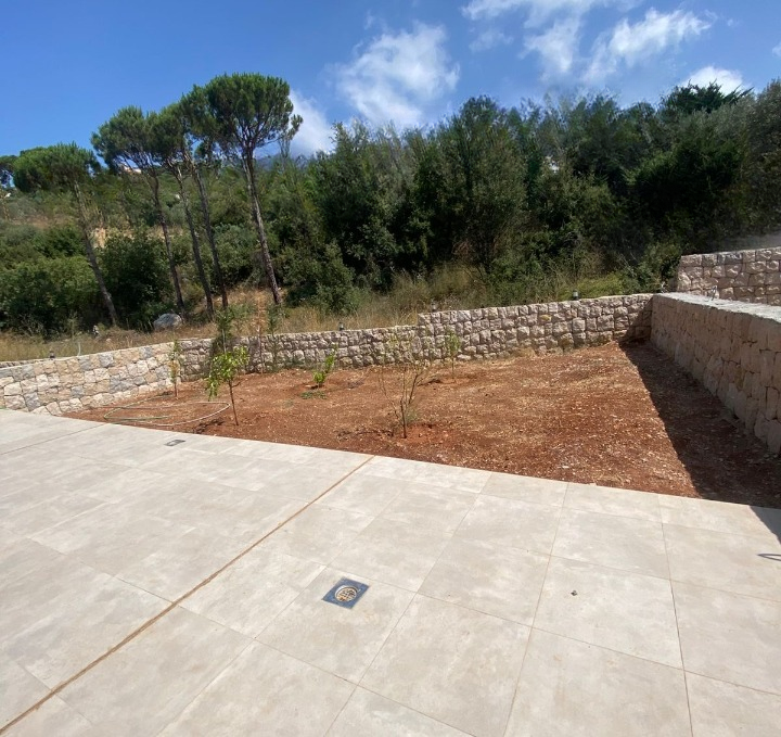 Apartment for Sale – Baabdat