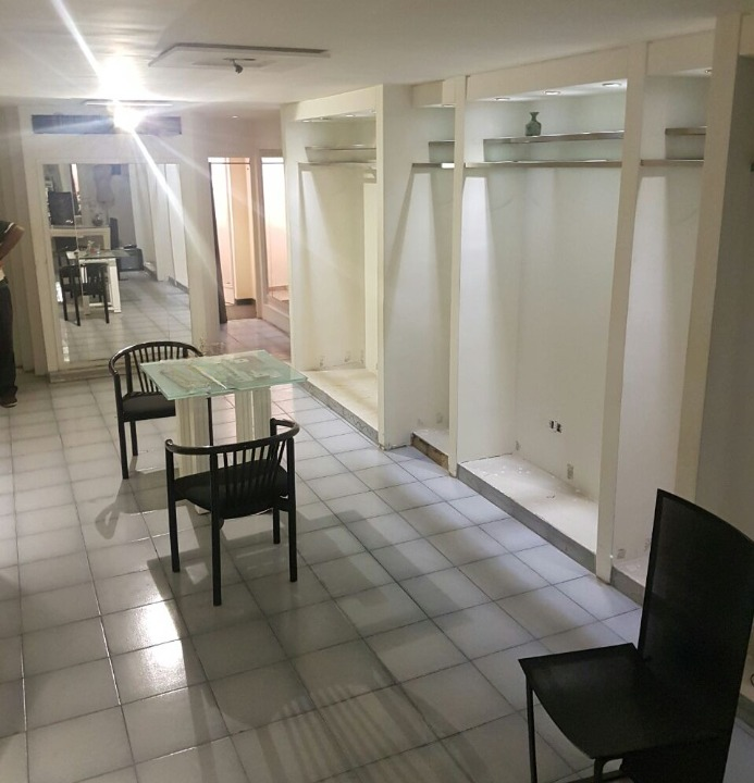 Shop for Sale in Kaslik