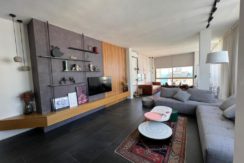 Spacious Apartment for Sale in Ain El Mreisse