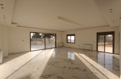 Apartment with Garden for Sale in Baabdat