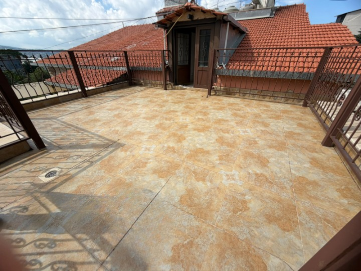 Apartment for Rent or Sale in Ballouneh