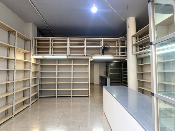 Shop for Rent in Ain El Remmaneh